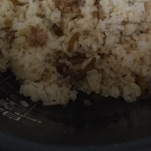 ごぼうと牛肉の炊き込みご飯